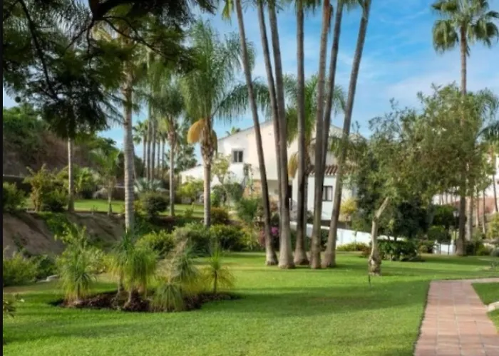 Casa Blanca 43 Нерха