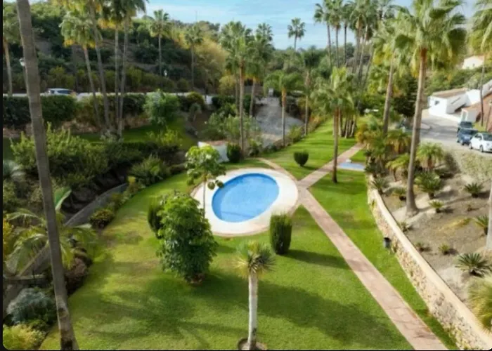 Casa Blanca 43 Апартаменты *